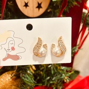 Pearl Rhinestone Earrings